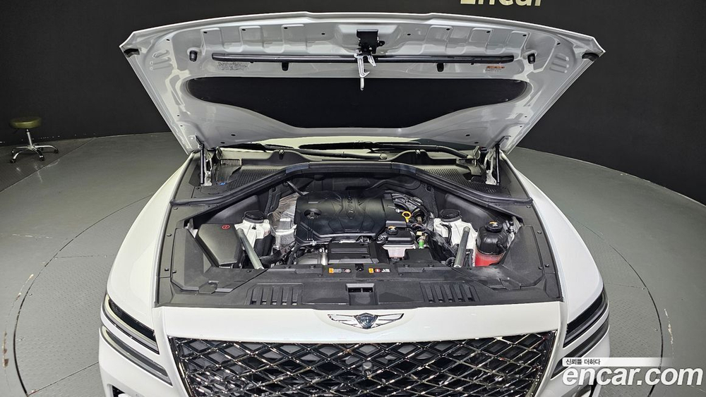 Genesis GV80 2.5T Бензин AWD (01.2022)