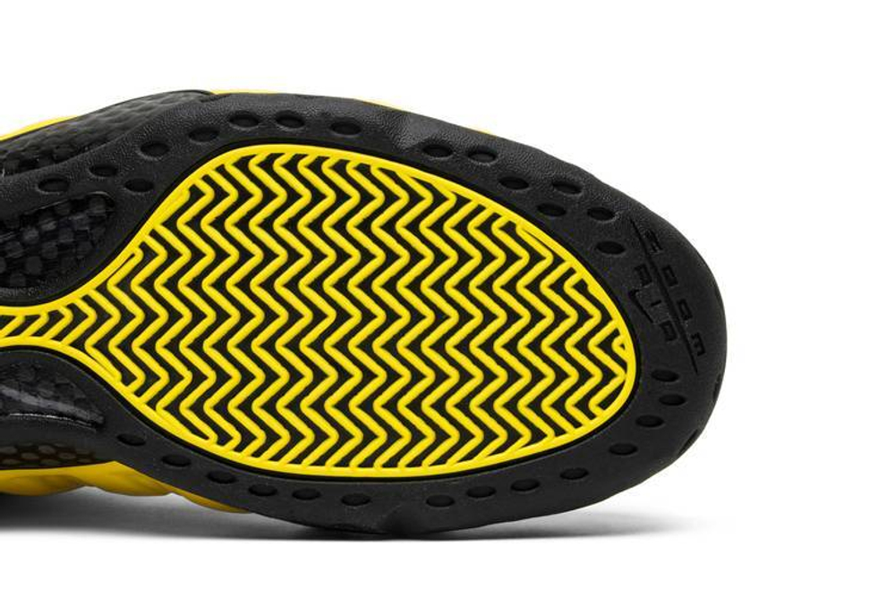Nike Foamposite One Wu Tang Optic Yellow Hyper Sneakers