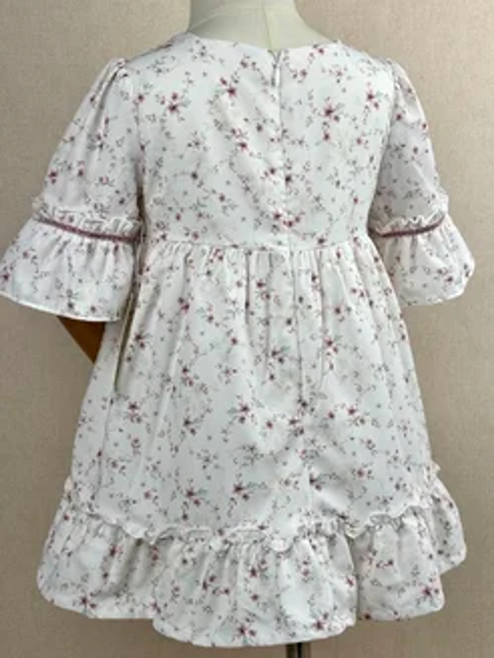 Платье для малышей