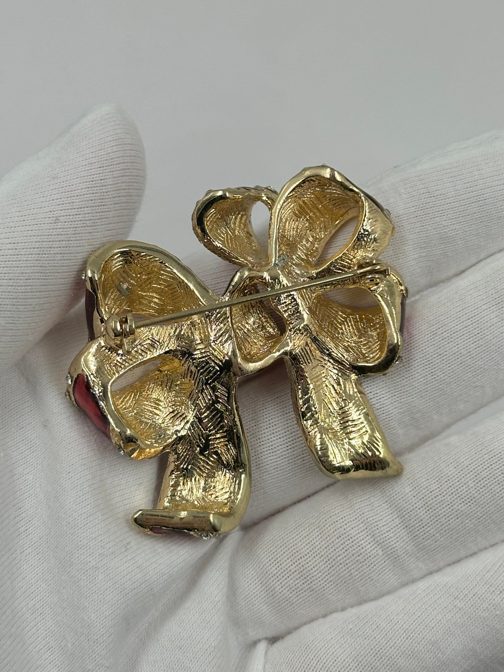 Брошь Бант