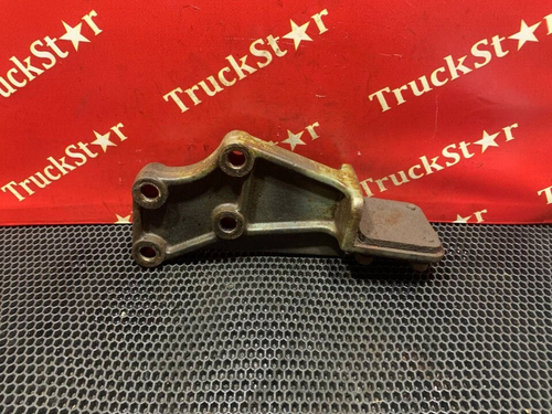 Кронштейн усилителя бампера 2017г.