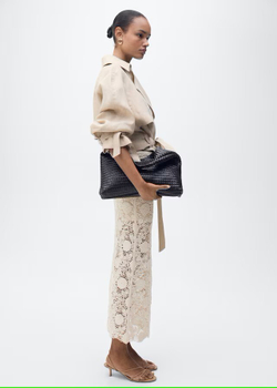 MANGO Длинная юбка c кружевом, экрю