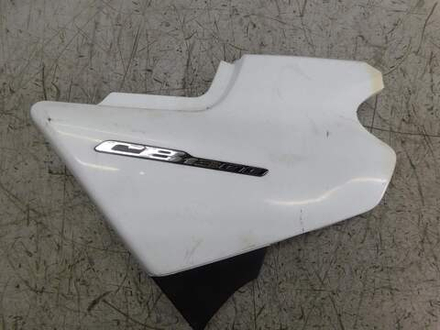 Пластик боковой правый Honda CB1300 SC54 SC62 83600-MEJH-9000