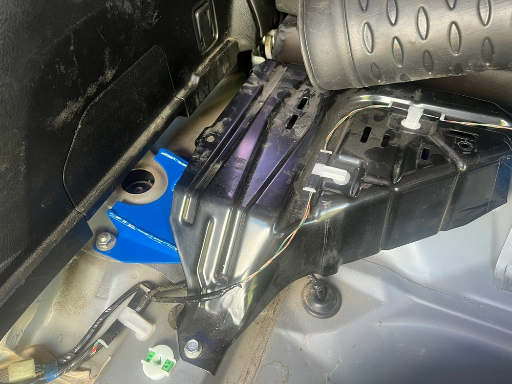Распорка задняя скрытой установки Subaru Forester 3 (SH) и Subaru Impreza (GH)