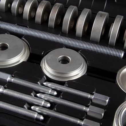 Цена на AFFIX (AF10030031C) Набор оправок для монтажа и демонтажа ступичных подшипников, кейс, 31 предмет