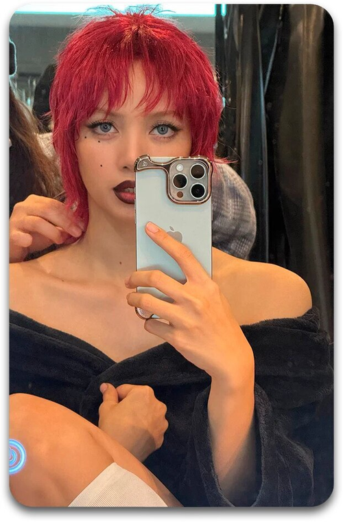 Карта #3294 / Lisa (BLACKPINK)