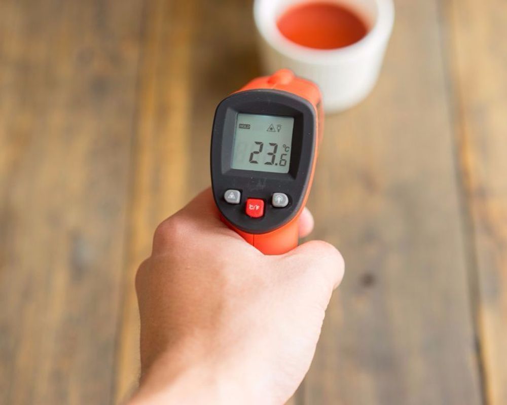 Термометр инфракрасный GM-320, пирометр