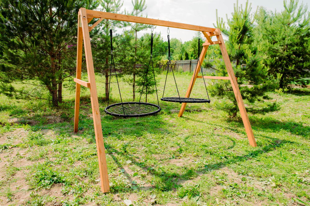 Деревянные качели с двумя качелями гнездо 100 см