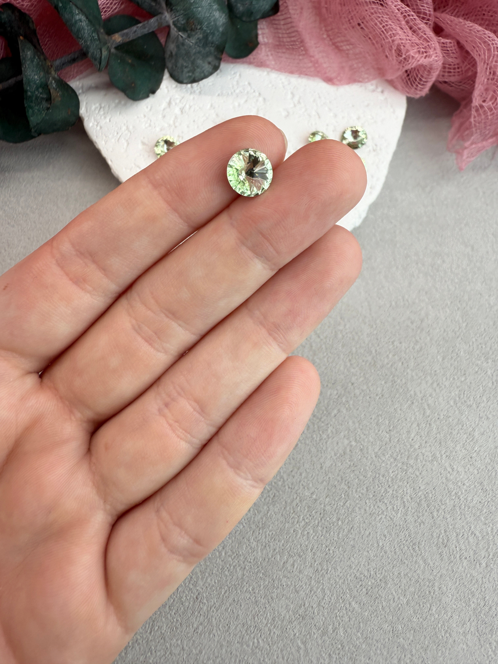 Риволь Rivoli 8 мм, Chrysolite