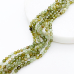 Гранат зеленый граненый бусины, размер около 3,2-3,4 мм, цена за отрезок 19 см (1/2 нити)