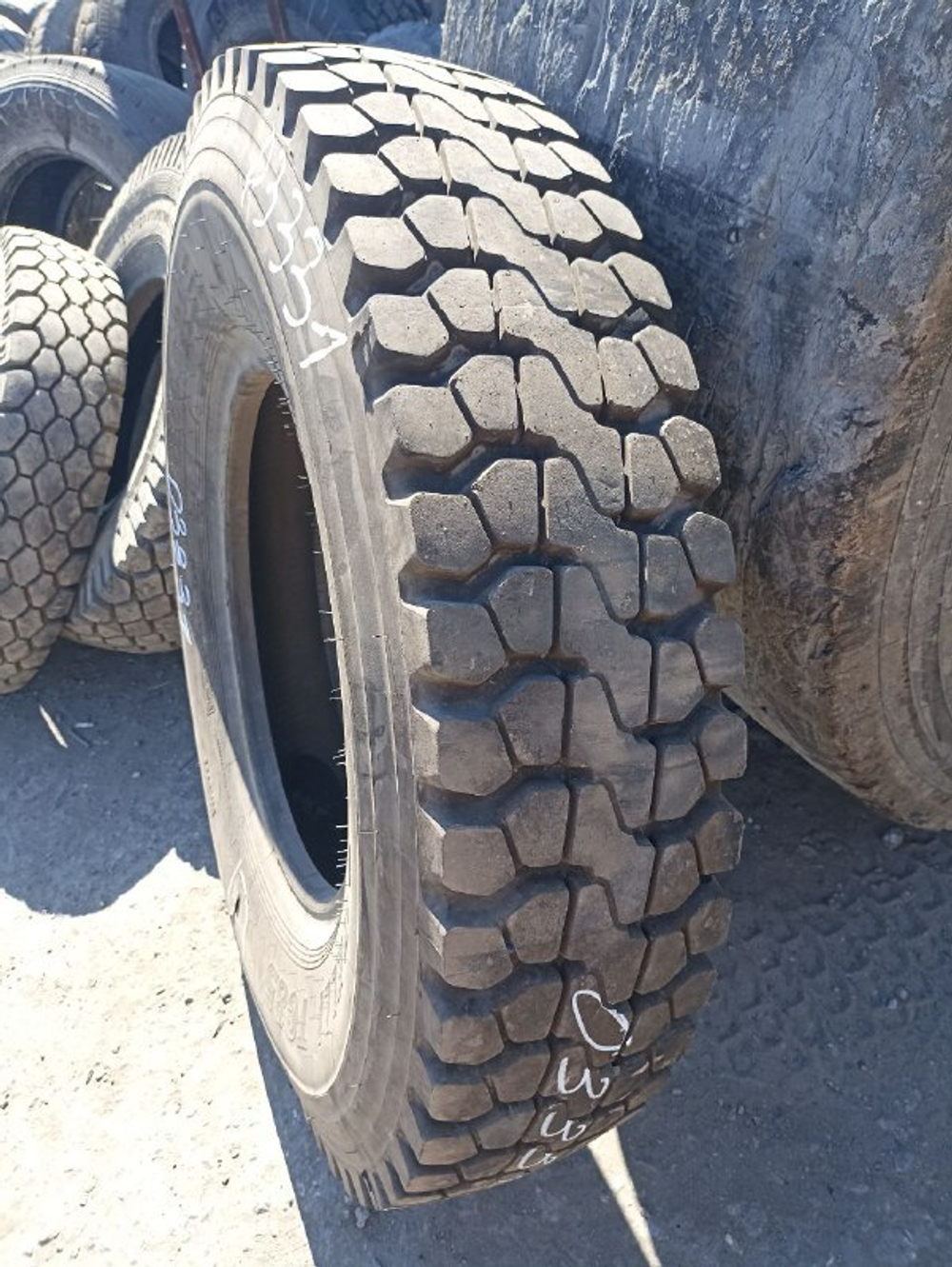12.00R24 Pirelli TG85 шина б/у