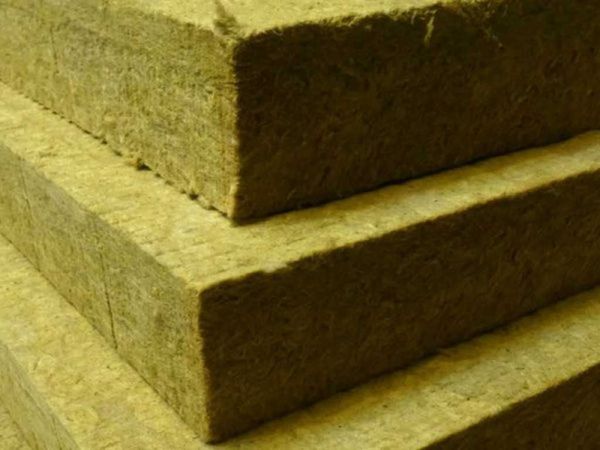 Каменная вата и минеральная вата: в чем их отличия?