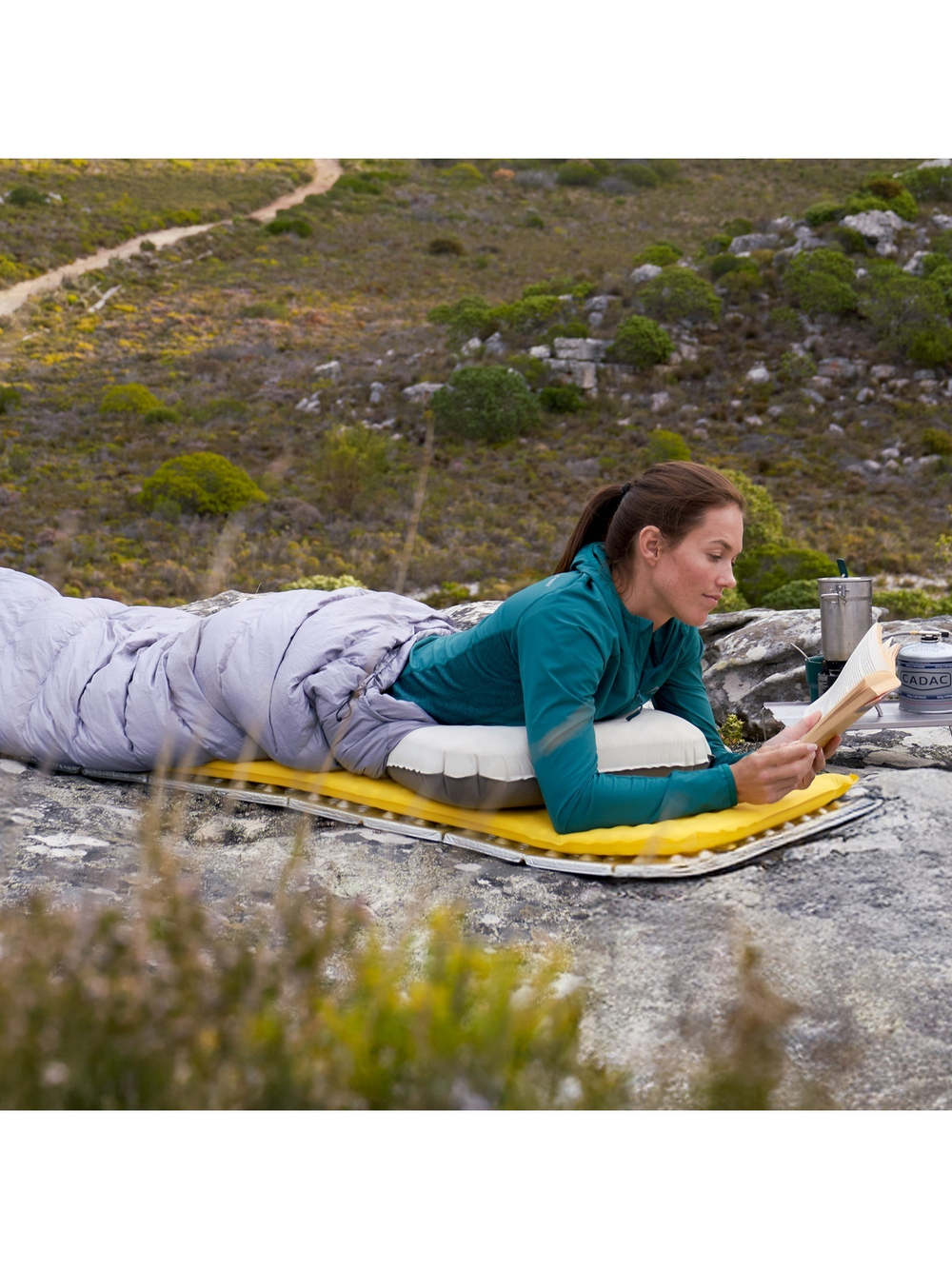 Коврик надувной Naturehike 183х53х3,5 см, овальный, желтый