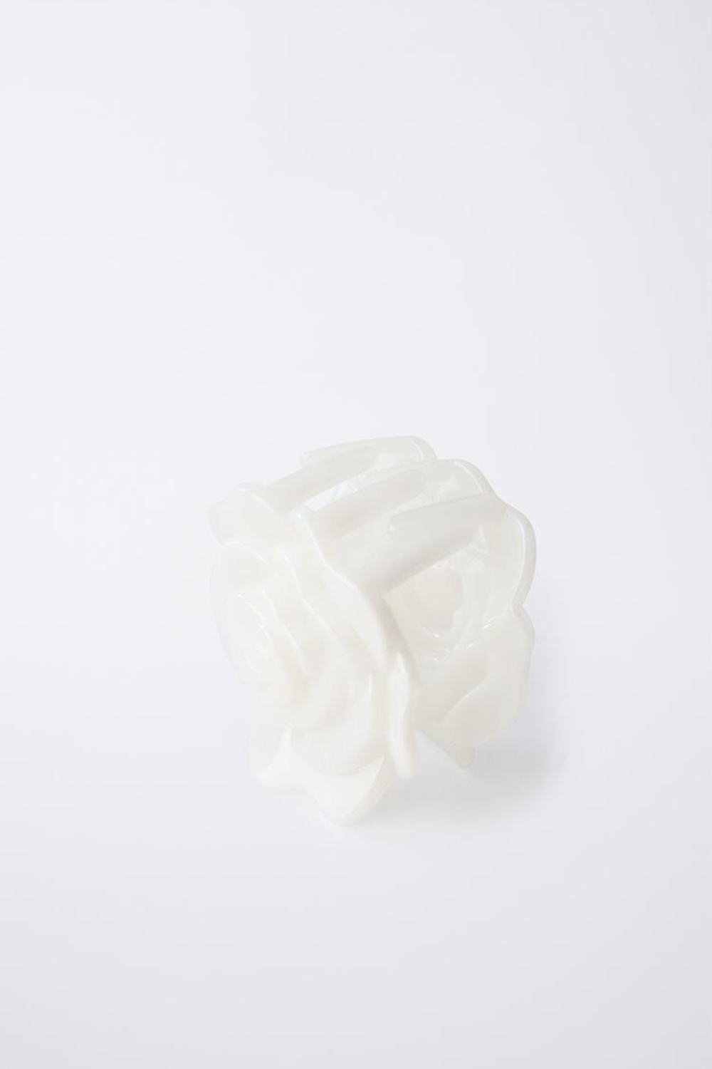 ZARA БОЛЬШАЯ ЗАКОЛКА ДЛЯ ВОЛОС «ЦВЕТОК», ЭКРЮ