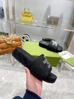 Gucci Slides