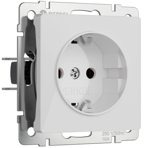 Розетка с заземлением и шторками (белый акрил) W1171141