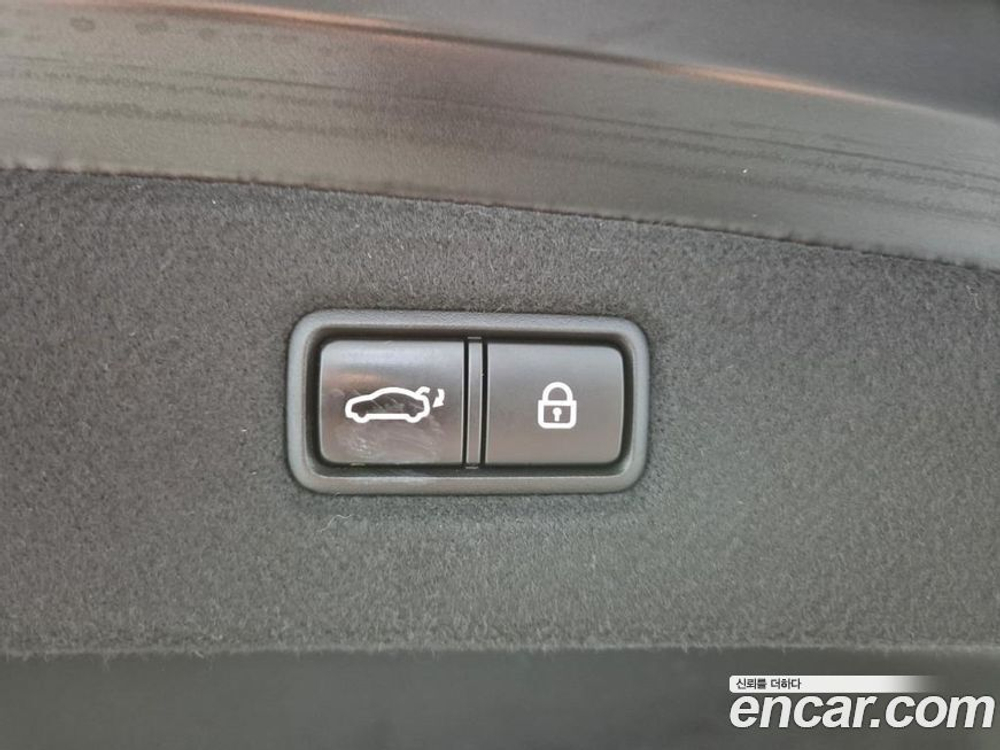 Genesis G90 3.8 AWD (12.2020)