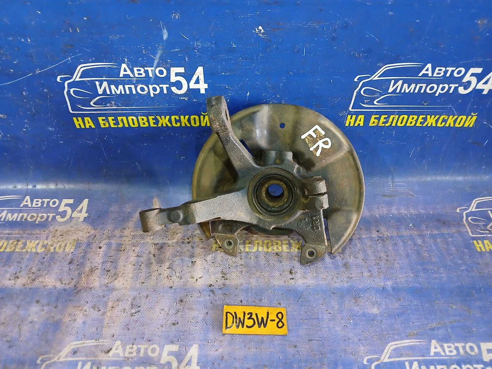 Ступица передняя правая MAZDA DEMIO 1998