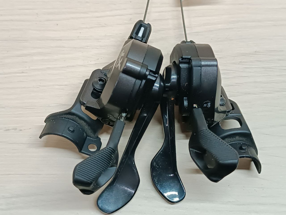 Манетки для велосипеда Shimano Deore XT SL-M8000 3-11 (комплект) ma013