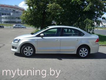 Накладки на пороги для Volkswagen Polo sedan