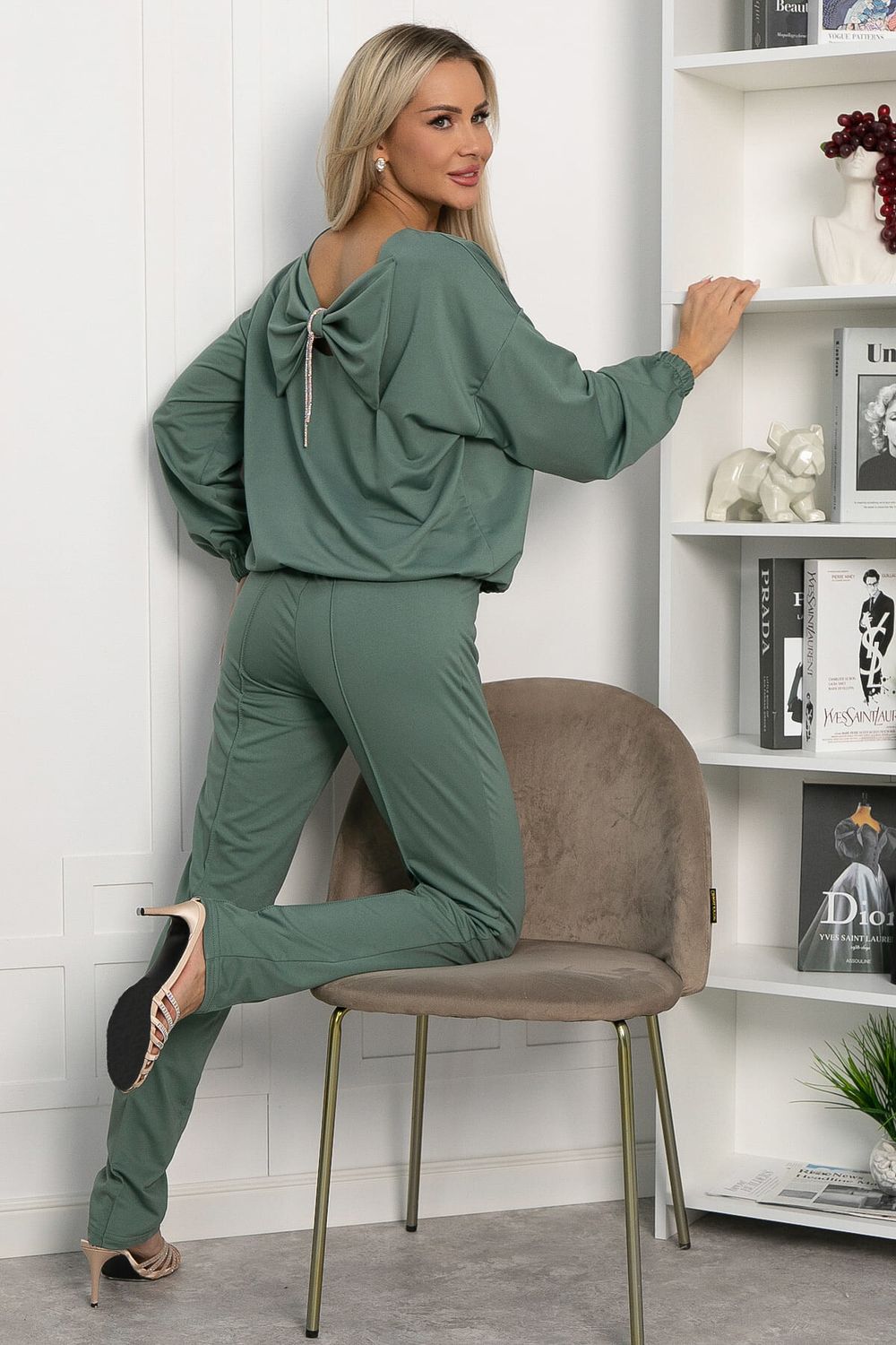 Костюм Она (зеленый) К13721-15М LT Collection