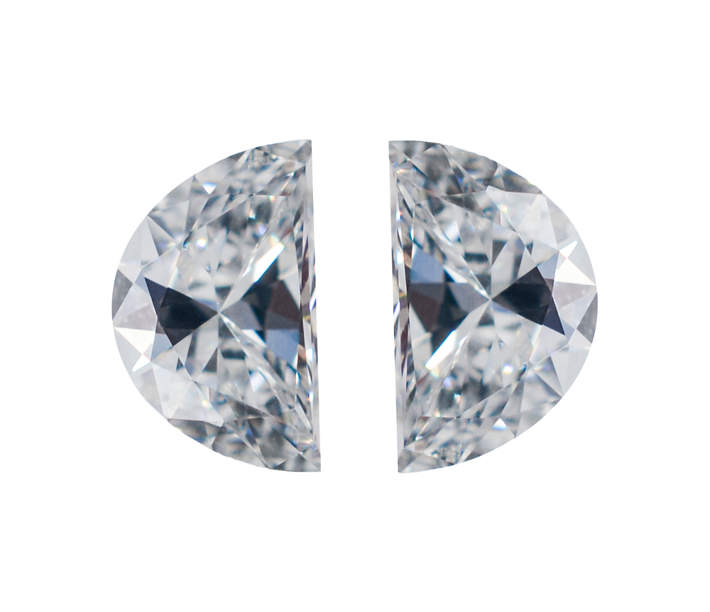 Лабораторно-выращенный бриллиант полумесяц (пара) 0.508 ct