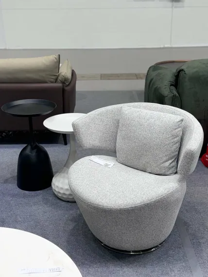 Крутящееся кресло Remy серое