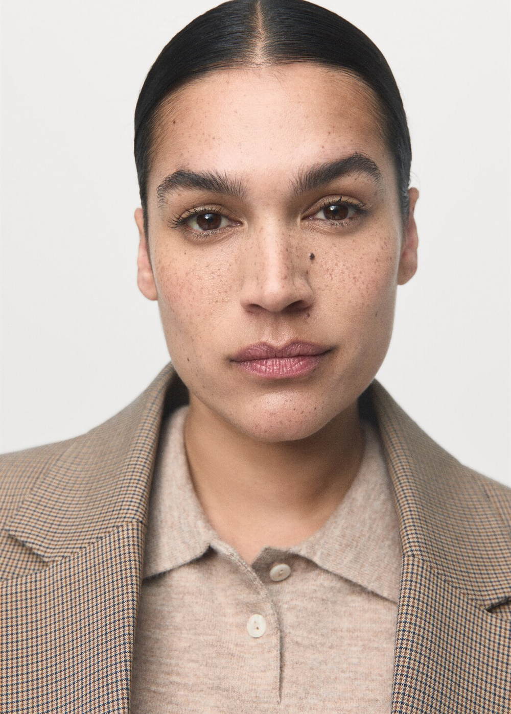 Прямой блейзер с карманами с клапанами