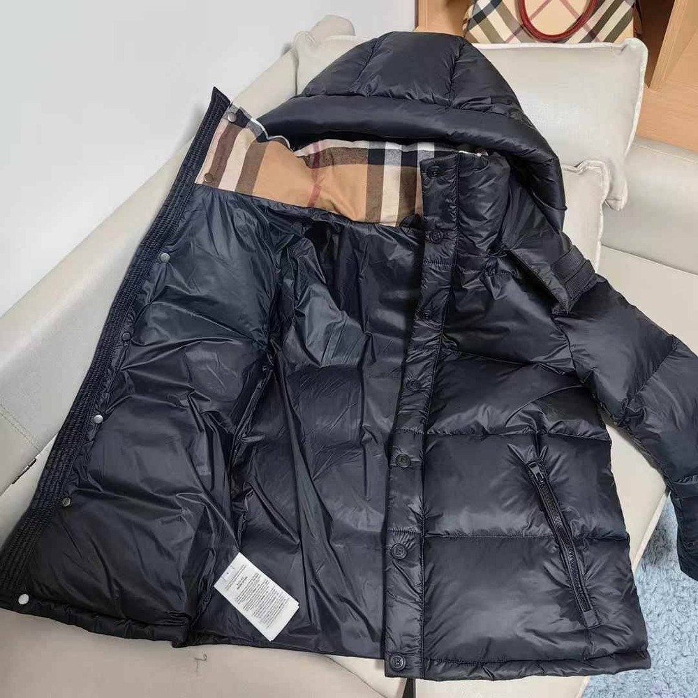 Пуховик Burberry