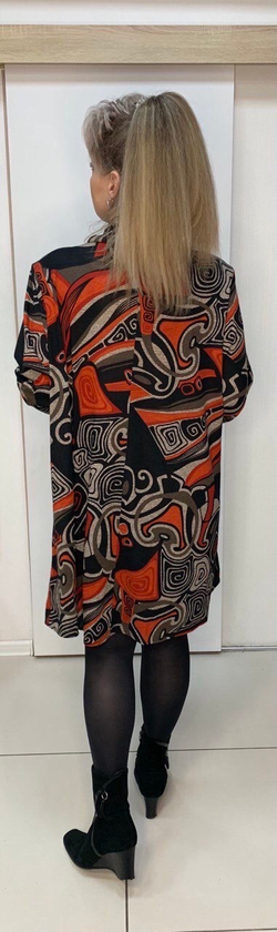 Цветной блузон с запахом и пуговками