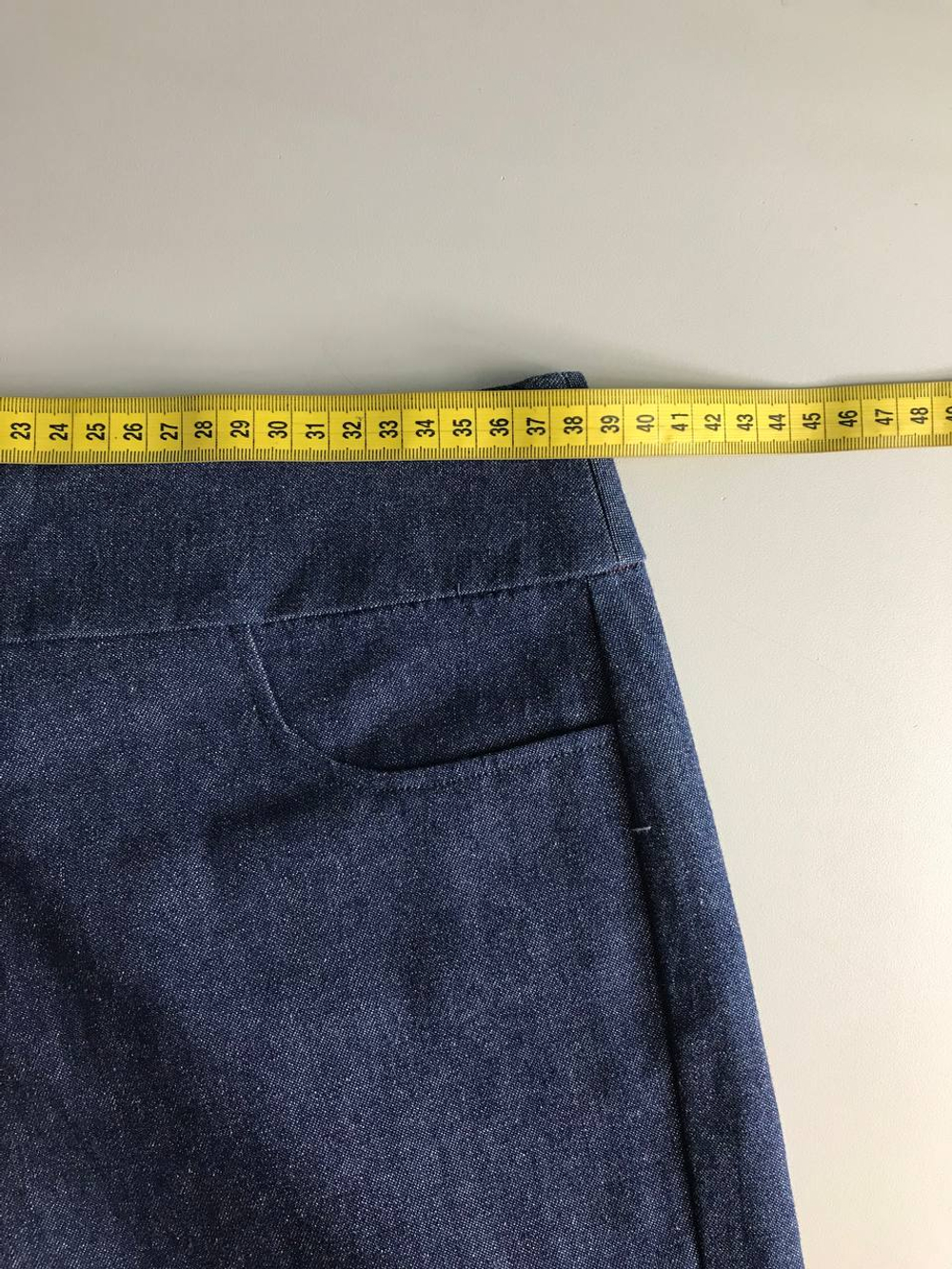 Шорты свободного кроя, визуально на 44 размер