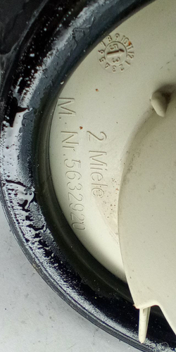 Сливной патрубок для стиральной машины Miele 5632920 б/у