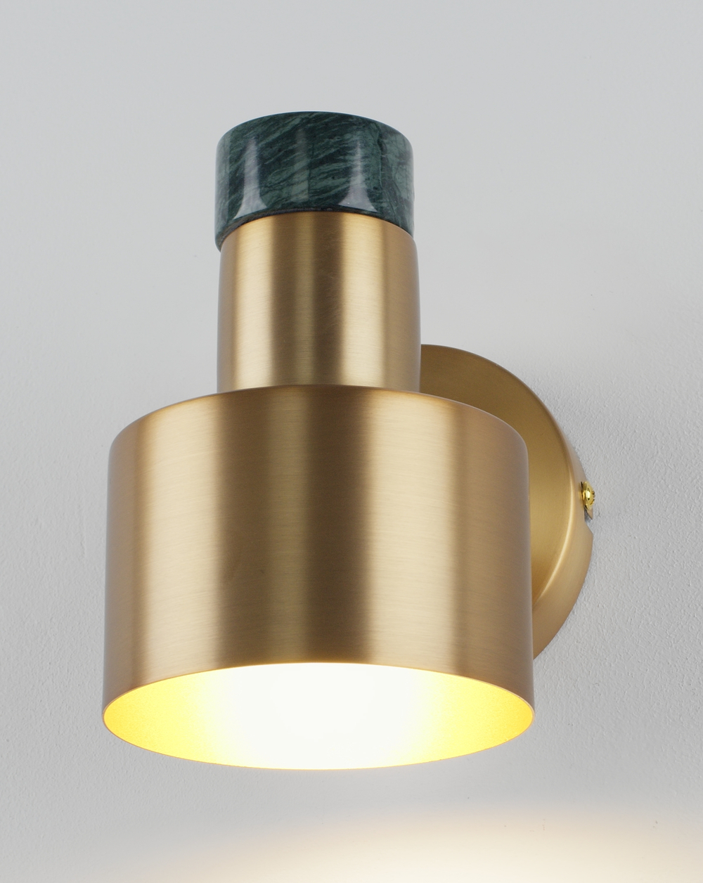 Светильник настенный Moderli V11315-1W Goldy