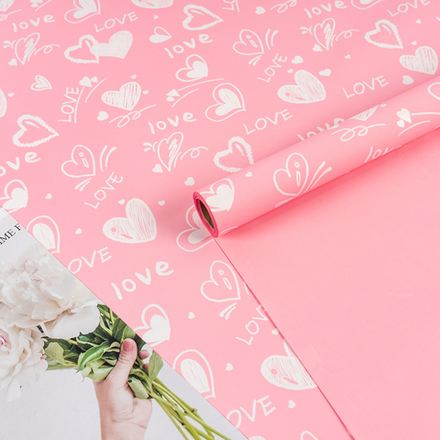 Пленка матовая "Сердечный вихрь" Розовая 57см*10м