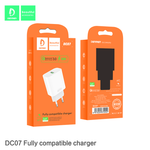 Сетевой адаптер питания DENMEN DC07 1USB QC 3.0 (белый)