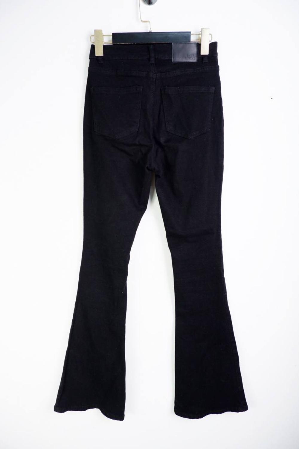 Джинсы Pull&Bear расклешенные, маркировка 36, визуально на 42 размер