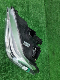 Битая Фара левая BMW X1 F48 (2015-2019) LED