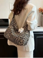 Сумка шоппер городской на молнии