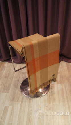 Плед из 100% верблюжьей шерсти 150x200 см. (ERDENET) арт. 154А - камел-оранжевый