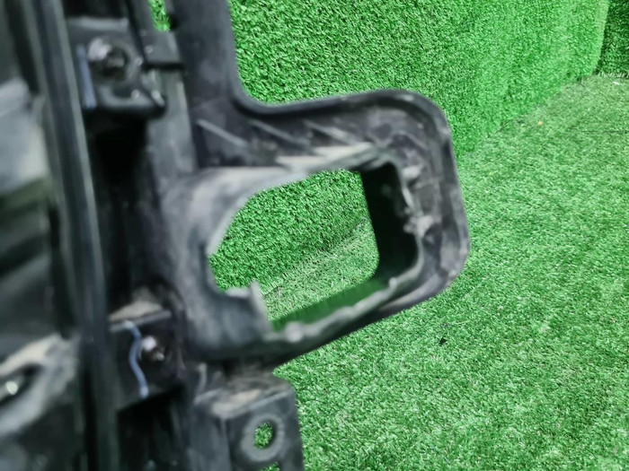 Решетка радиатора Haval Jolion (2021-н.в.)