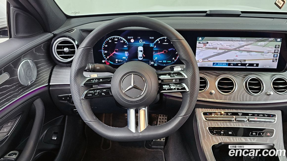 Mercedes-Benz E-Class W213 E350 4MATIC AMG Line Editions (12.2020)