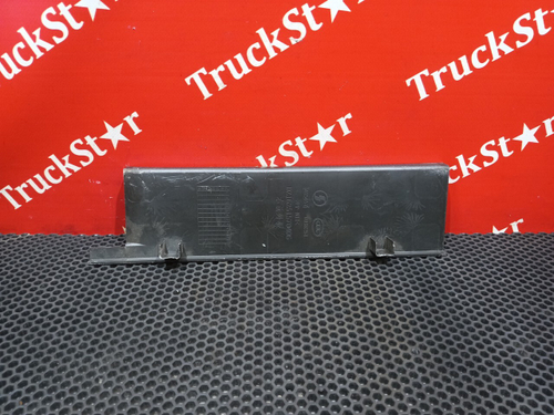 Накладка салона левая