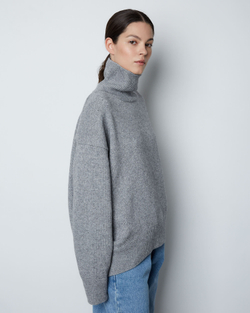 Свитер из смесового кашемира с высоким воротом светло-серый