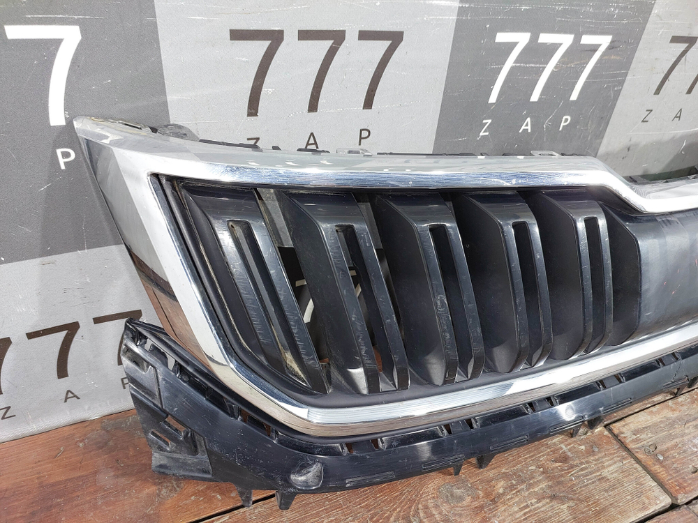 Решетка радиатора Skoda Kodiaq 16-22 Б/У Оригинал 565853653A
