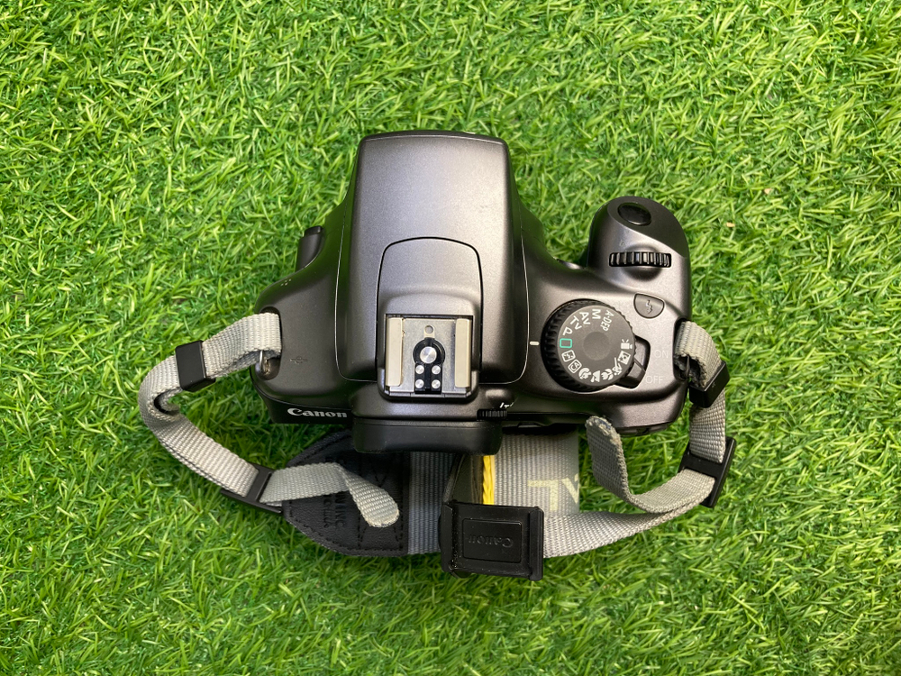 Canon 1100D + 18-55mm Серый Покупка/Продажа