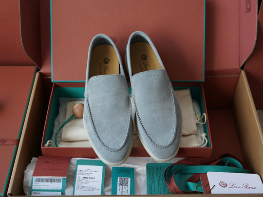 Классические замшевые мокасины