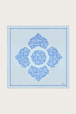 ПЛАТОК ИЗ ГОЛУБОГО ШЕЛКА С АВТОРСКИМ ПРИНТОМ 90*90