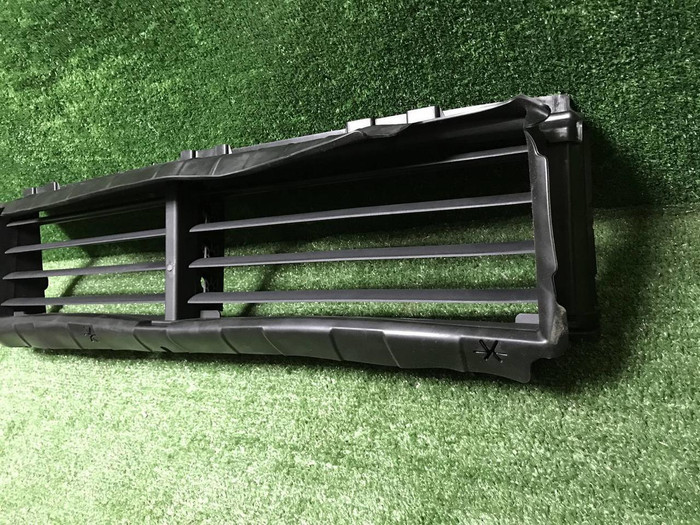 Воздуховод радиатора Lixiang L7 (2022-н.в.)