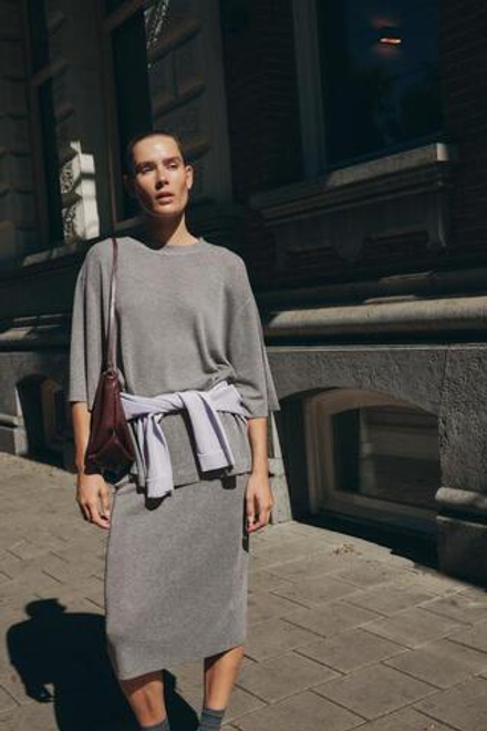 ZARA ОДНОТОННАЯ ТРИКОТАЖНАЯ ЮБКА МИДИ, СЕРЫЙ МЕЛАНЖ