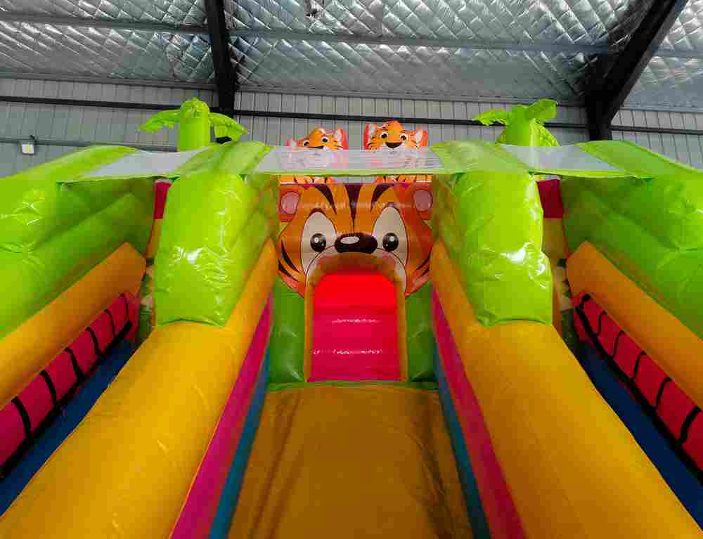 Коммерческий надувной батут «Тигриная страна 3», 8*4*5 м